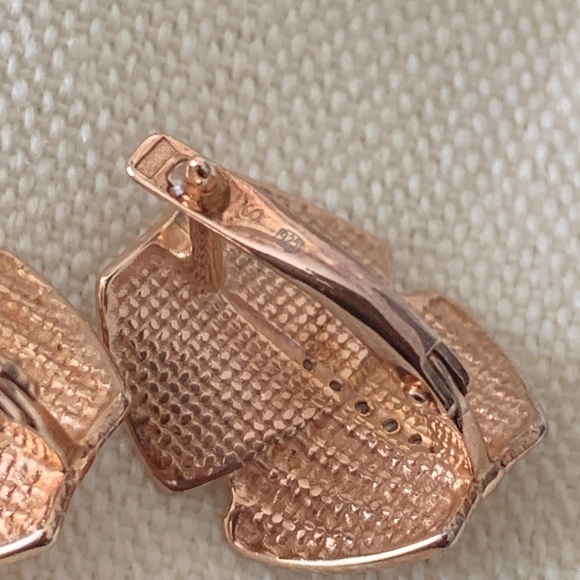 Elegant Gold-Plated Sterling Silver Earrings - Quality & Style Sale - Picture 3 of 4